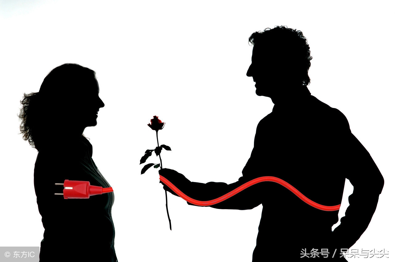 网恋最应该注意什么,什么是网恋网恋到底靠不靠谱