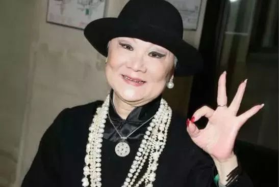 bally巴利是轻奢还是高奢,bally高奢品牌