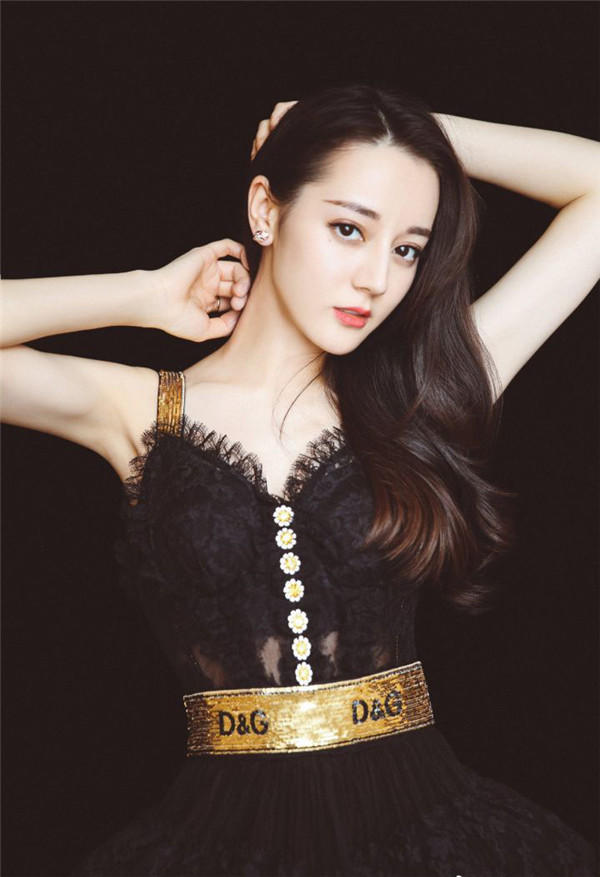 为什么迪丽热巴能接这么多代言,迪丽热巴为什么要代言迪奥