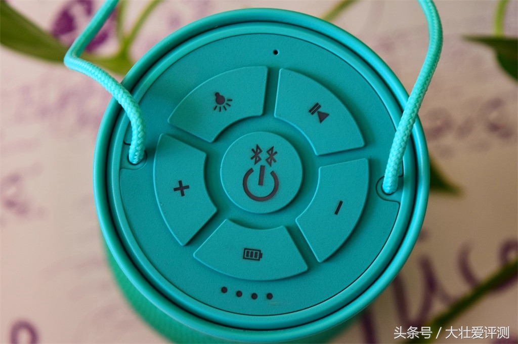 能发光的音响推荐,能照明的收音机