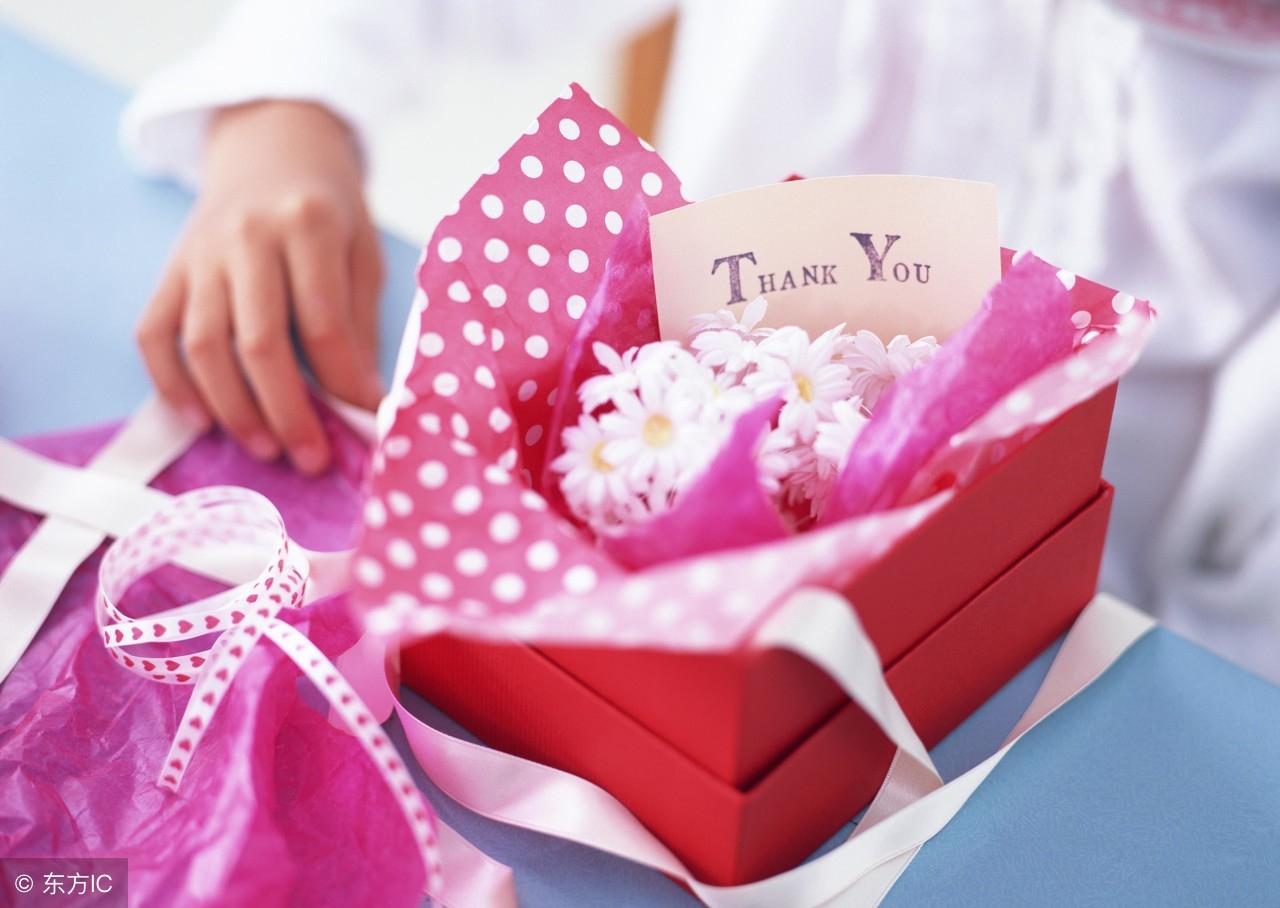 情人节知道自己没礼物,情人节送男朋友礼物还是只收礼物