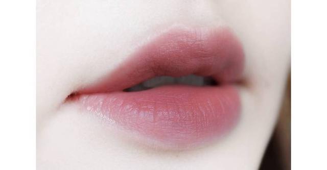 十二支口红必买色号,十支热门色号口红