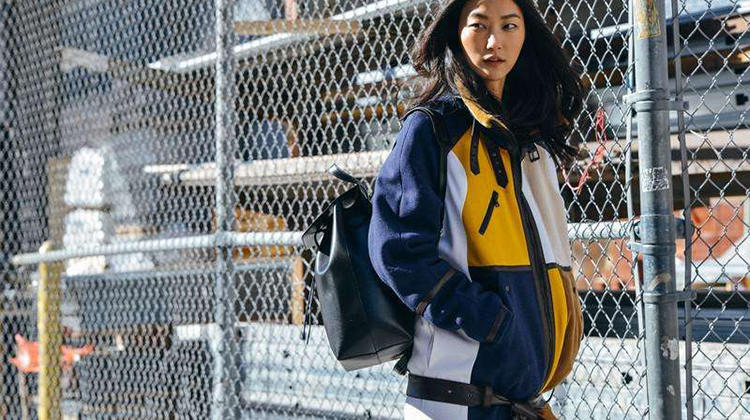 属于裙子和双肩包的惬意时光！