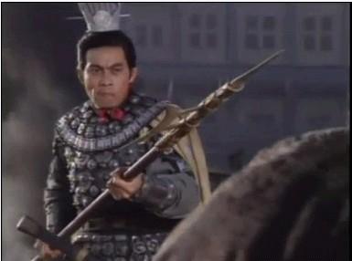 历史上的刘备为什么坑死吕布,新三国吕布死的那一段视频