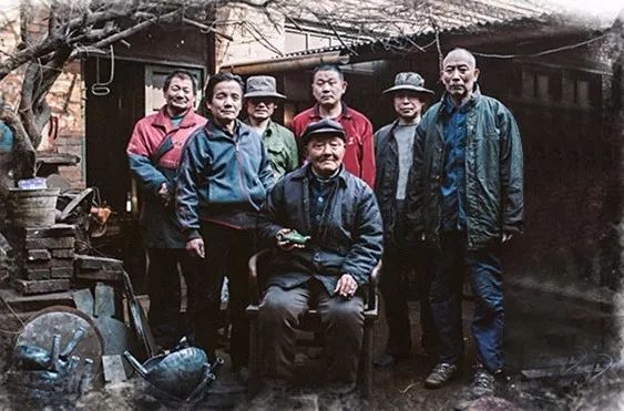 这个锅因《舌尖3》火了，订单排到两年后，人们翻墙堵门都要看它