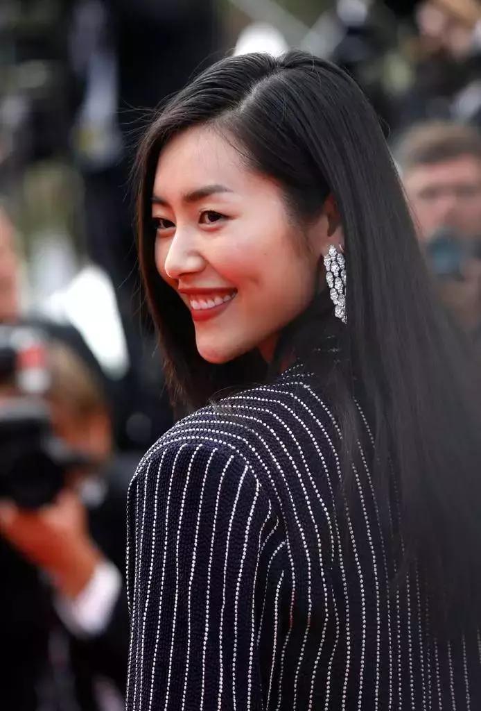 刘雯的高级穿搭一般人也可以拥有,刘雯最新日常穿搭图片