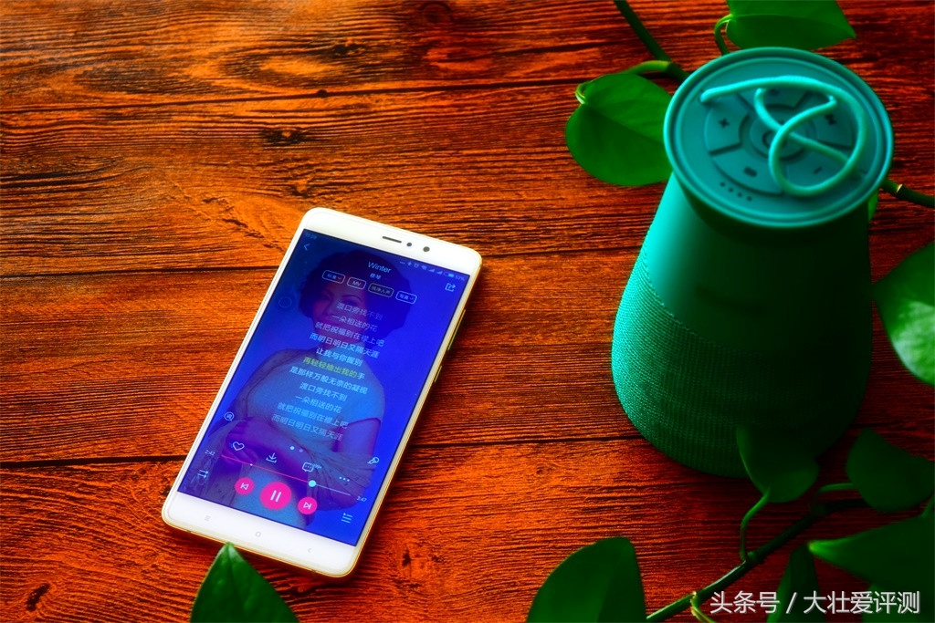 能发光的音响推荐,能照明的收音机