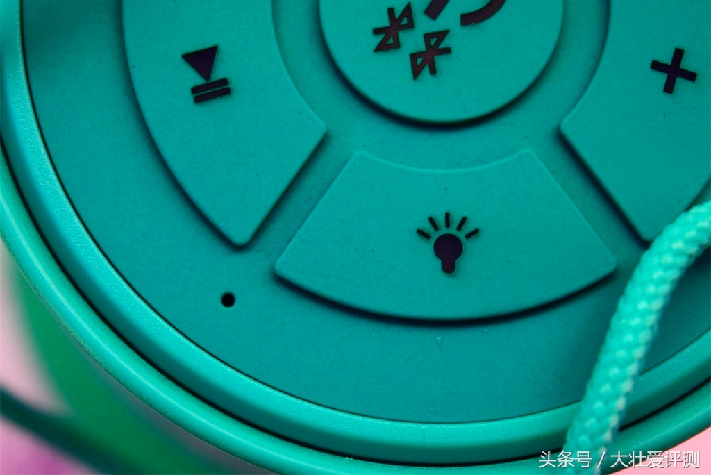 能发光的音响推荐,能照明的收音机