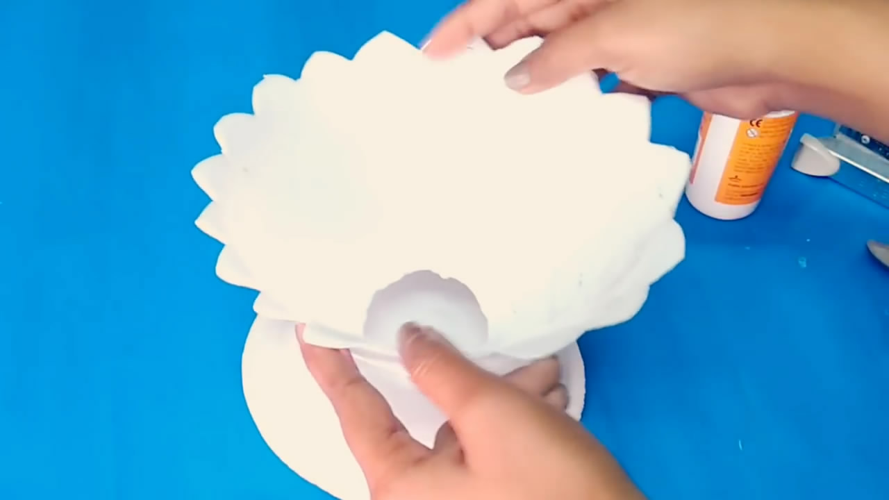 一次性纸盘花篮,diy手工制作实用花篮