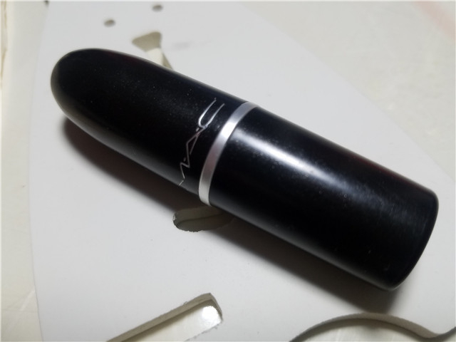 推荐女生必备的5个经典口红色号,最全口红色系分类