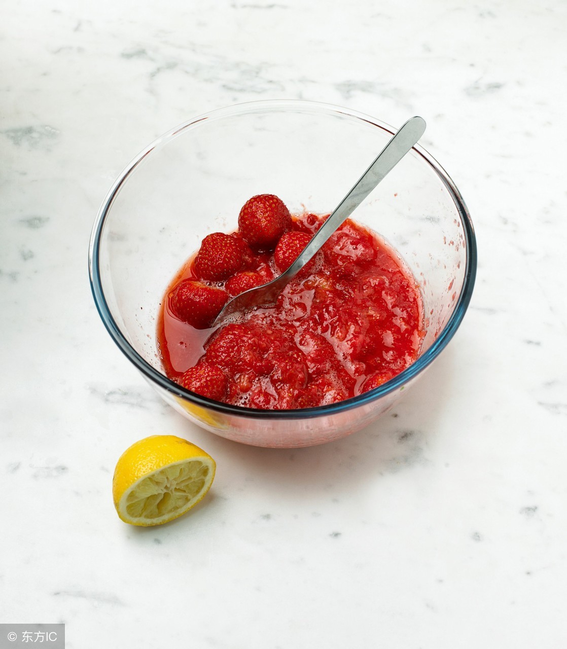 揭秘草莓有毒,草莓不为人知的特殊功效