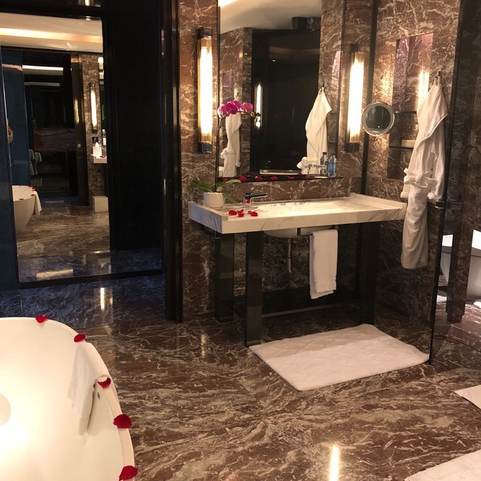 广州三亚双飞五日游,去三亚必吃餐厅