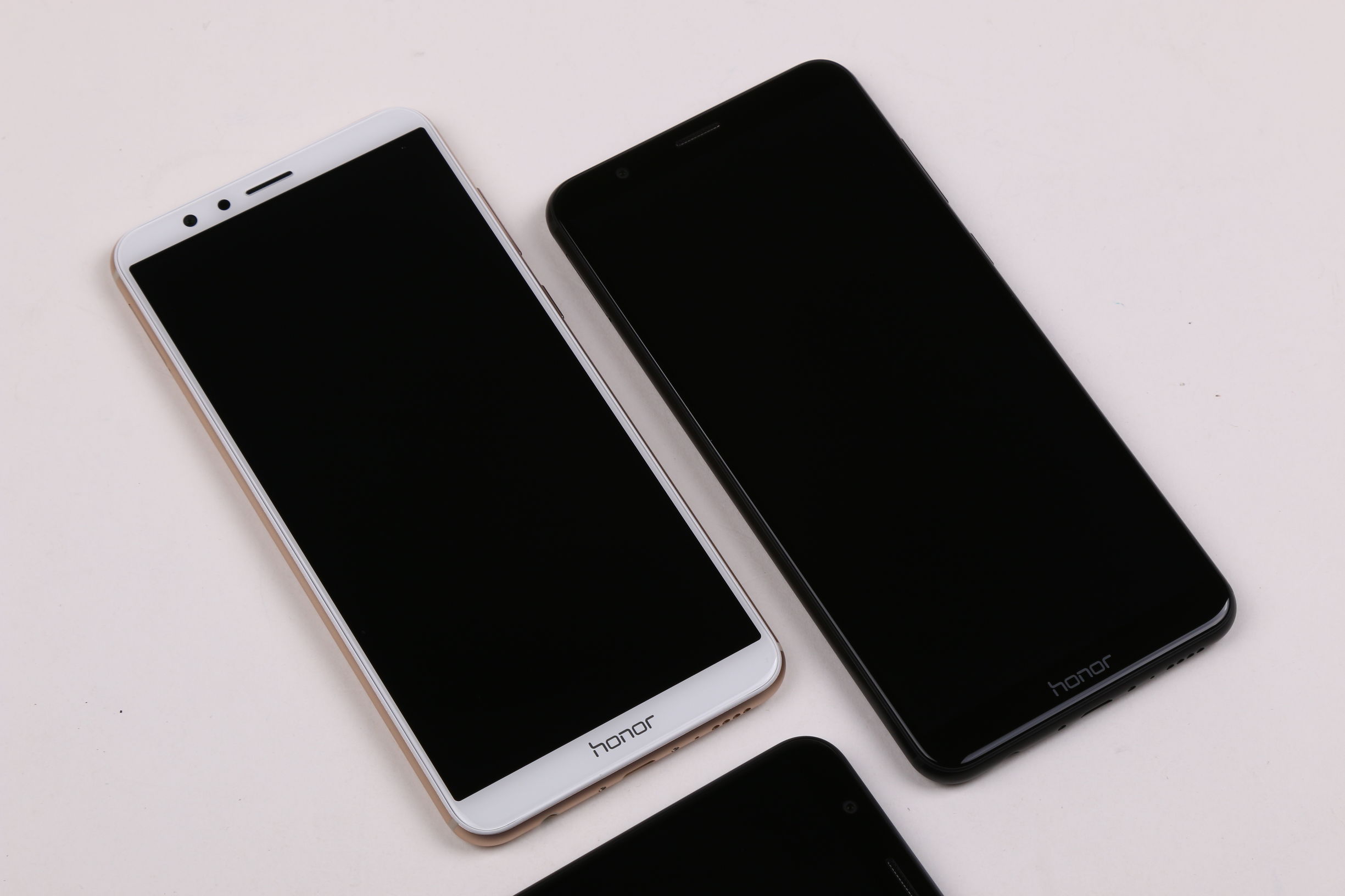 荣耀畅玩7x值得入手吗,荣耀畅玩7x还值得入手吗