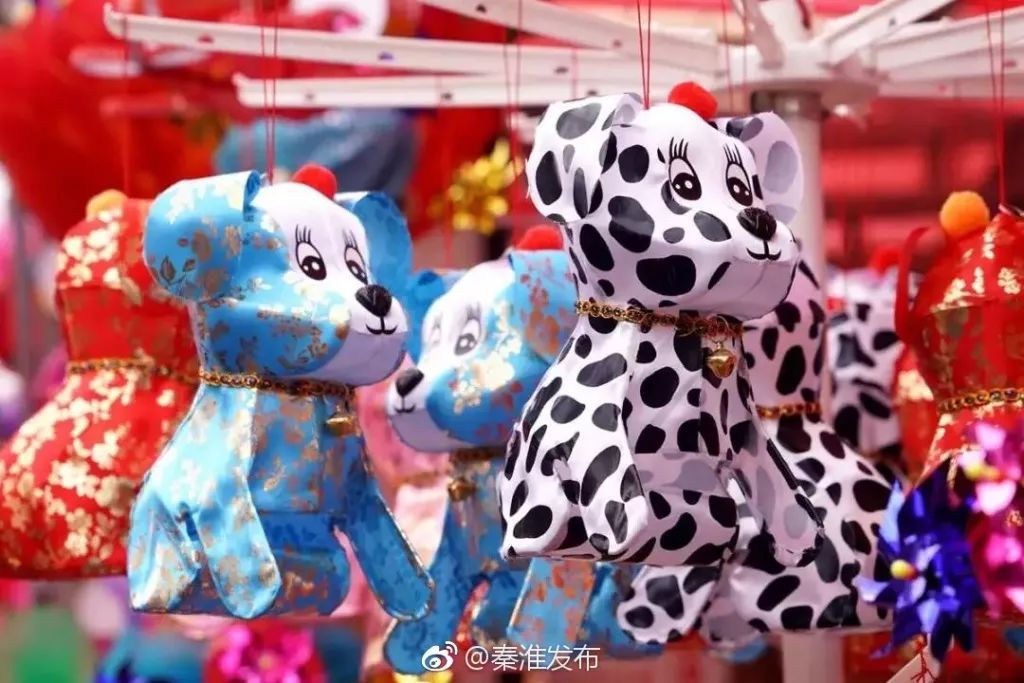 今夜的南*夫子京**庙，全是人人人人！有你吗？