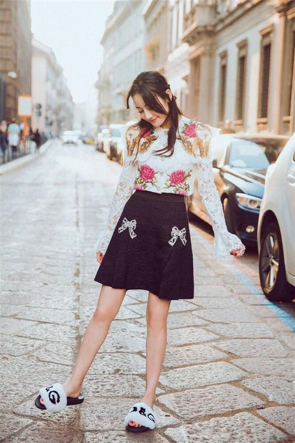 为什么迪丽热巴能接这么多代言,迪丽热巴为什么要代言迪奥