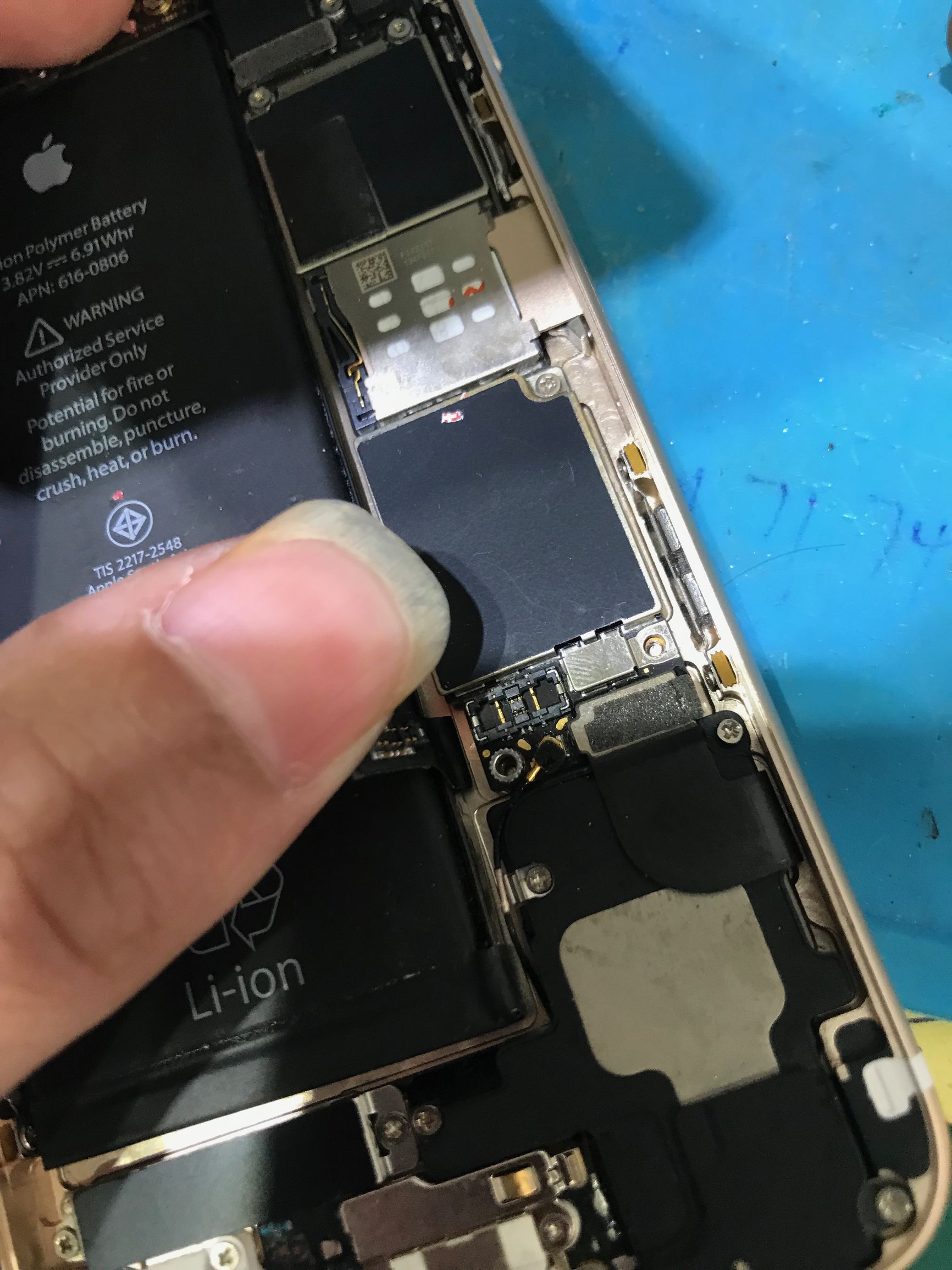 苹果11promax听筒声音小怎么办,苹果13promax听筒滋滋滋响怎么弄