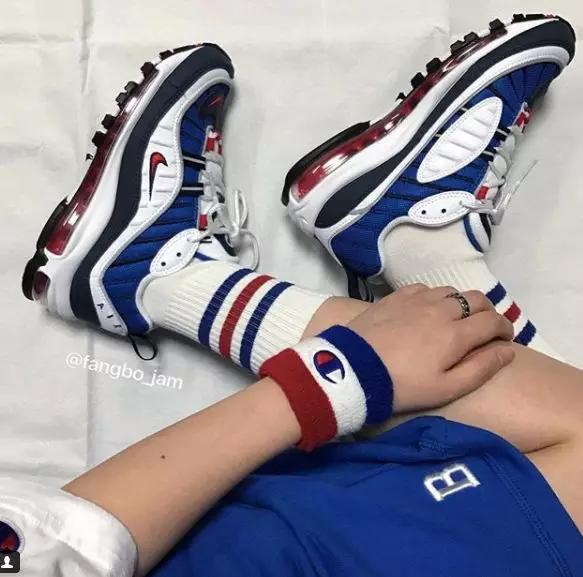 好看又便宜的运动鞋价格20元,好看又大牌的运动鞋