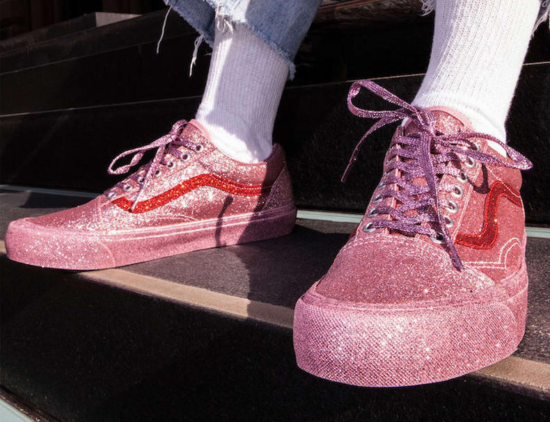 少女心爆棚的校园风运动鞋,初恋感粉色穿搭推荐