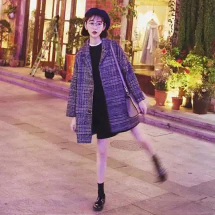 黑色大衣穿搭高级感小个子,想要高级感就穿黑色大棉服