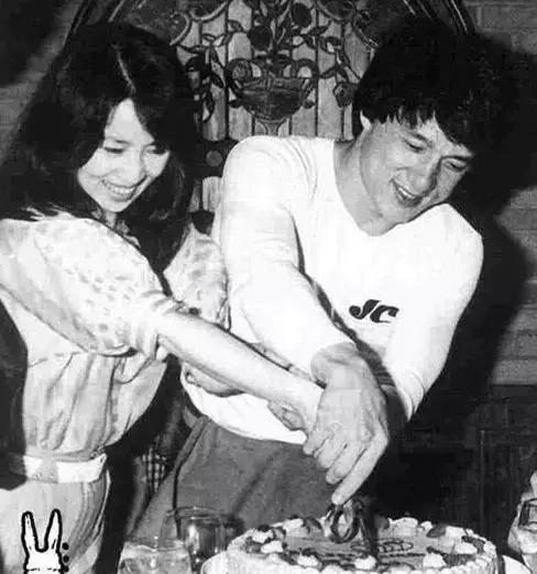 林凤娇：美丽的影子