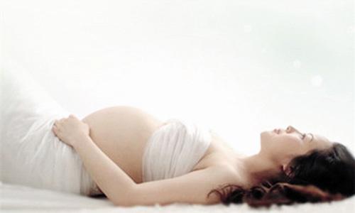 是什么导致先天散光,是什么导致先天不足