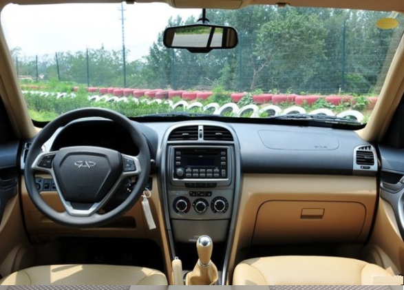 中国汽车suv发展,试驾奇瑞瑞虎3全球百万款