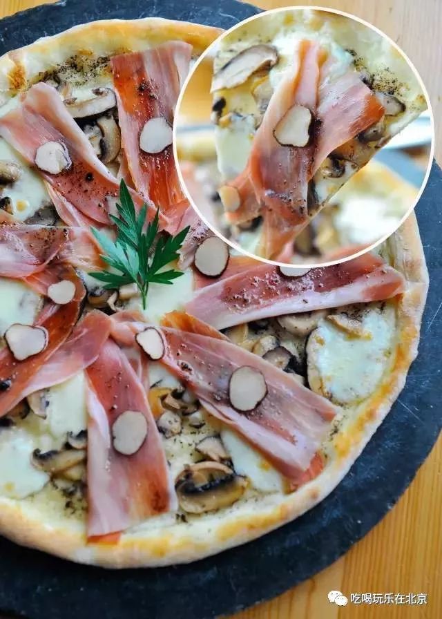 这座美食地标、洗刷了王府井小吃街坑游客的骂名