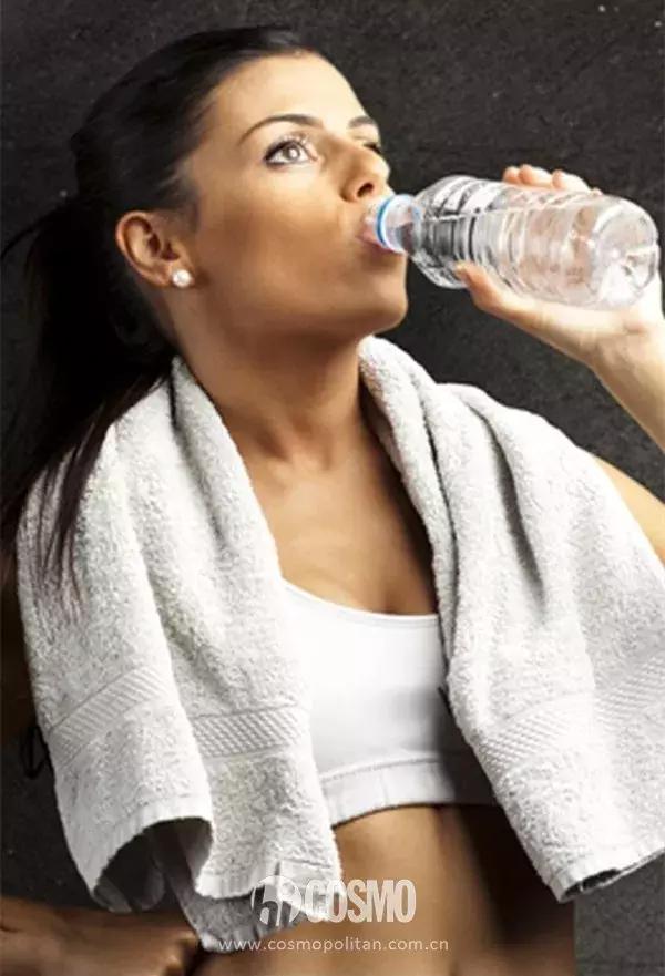 乐活家｜明明偷学了杨幂景甜，为什么我还是补错了水？