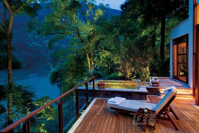 广州三亚双飞五日游,去三亚必吃餐厅