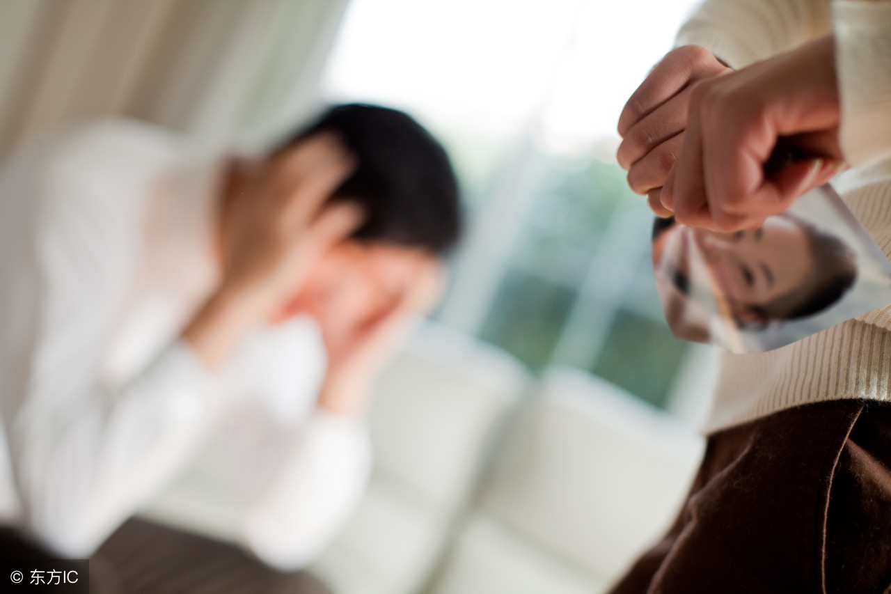 女朋友不知道怎么拒绝闺蜜,女朋友不知道拒绝暧昧怎么办