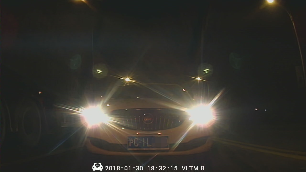 全面屏与后视镜的组合,威路特M8带来更安全的行车体验