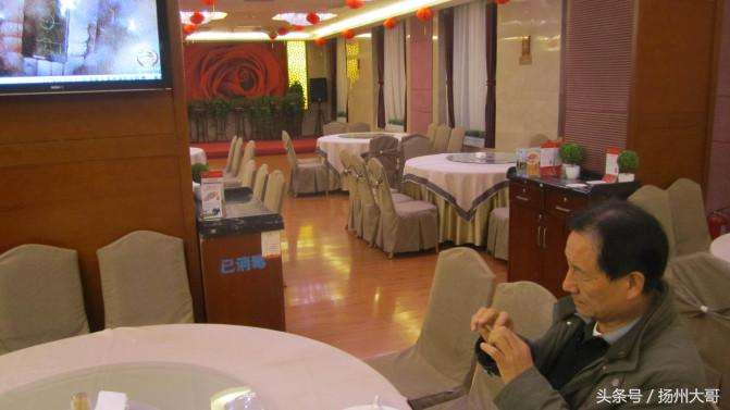 冬日乘飞机进*疆新**遇大雾,滞留银川机场一夜两天里遇到的有趣经历