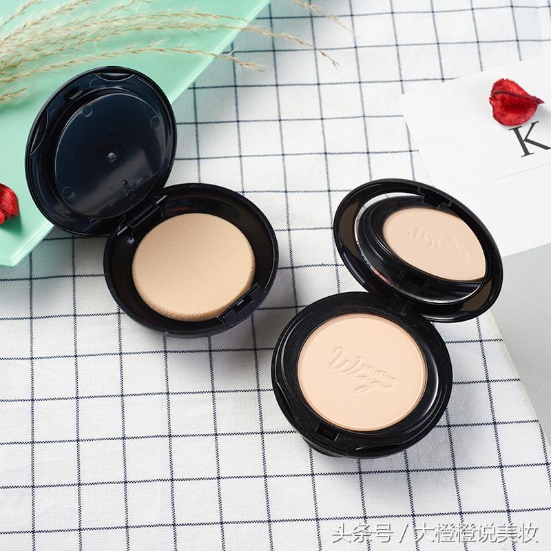 干净清透的底妆出自pony大神之手,pony用什么底妆