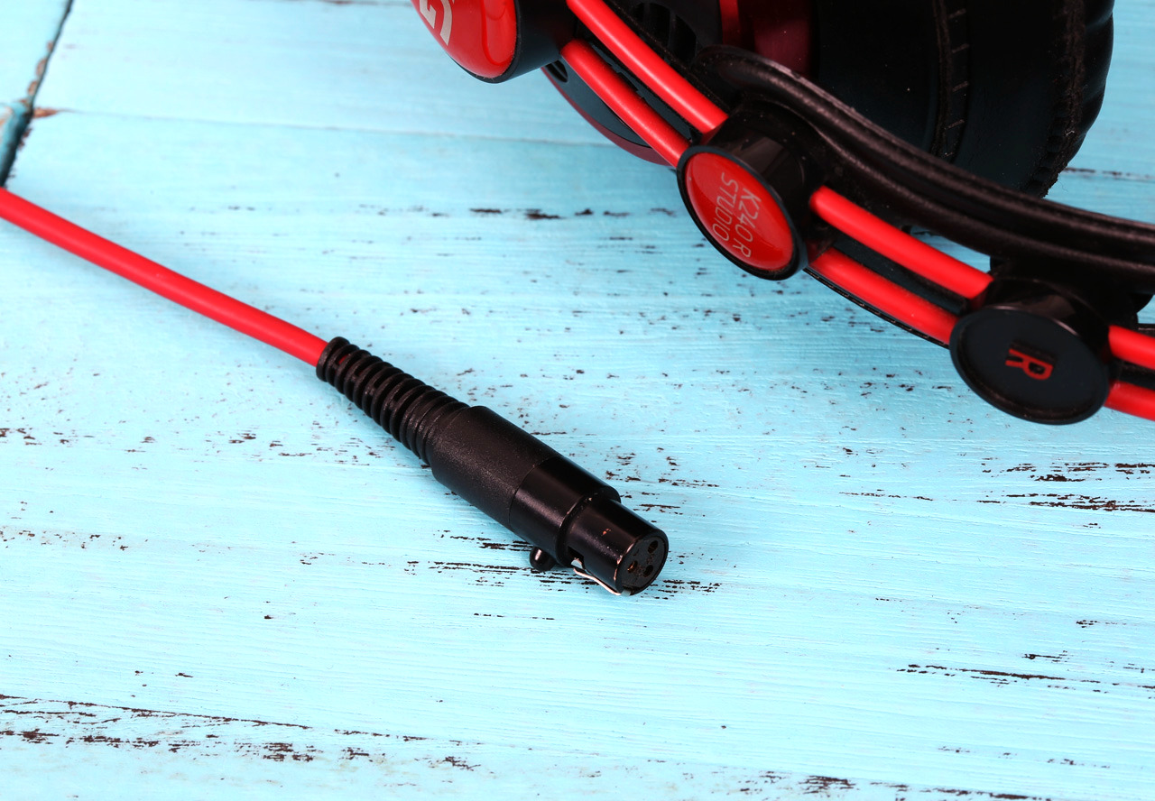 全面进化的音质表现AKGK240RStudio监听耳机简评