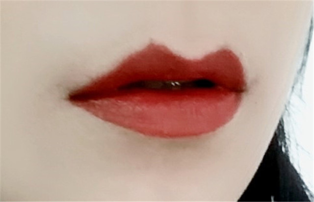 推荐女生必备的5个经典口红色号,最全口红色系分类