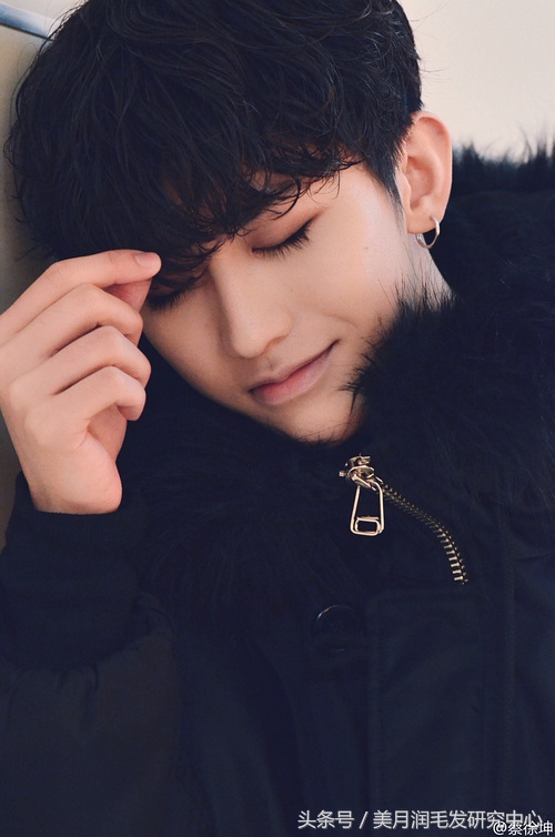 蔡徐坤眼睫毛10公分,蔡徐坤睫毛为什么那么长
