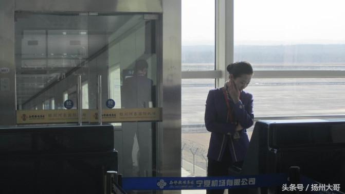 冬日乘飞机进*疆新**遇大雾,滞留银川机场一夜两天里遇到的有趣经历