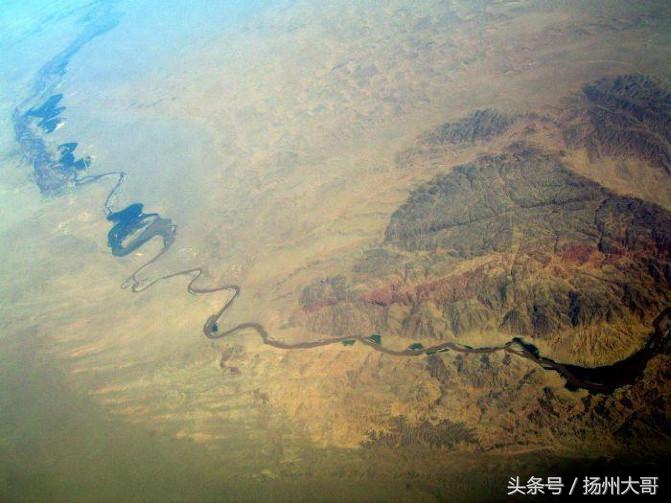 冬日乘飞机进*疆新**遇大雾,滞留银川机场一夜两天里遇到的有趣经历