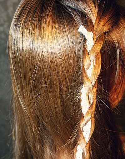 2款超级好看的蜈蚣辫发型图解,短发两个蜈蚣辫编发教程