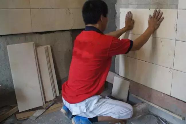1200*600瓷砖客厅墙铺贴法效果图,正确贴瓷砖的方法
