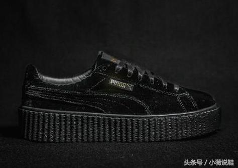 什么牌子的小黑鞋好穿又好看,小白鞋和小黑鞋