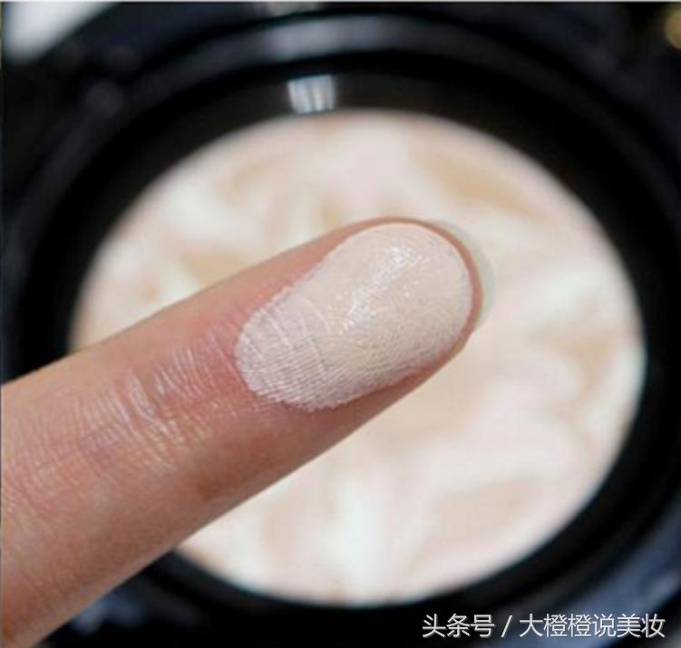 干净清透的底妆出自pony大神之手,pony用什么底妆