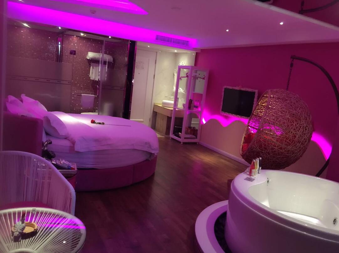 情侣约会主题酒店推荐,情人节情侣酒店预订