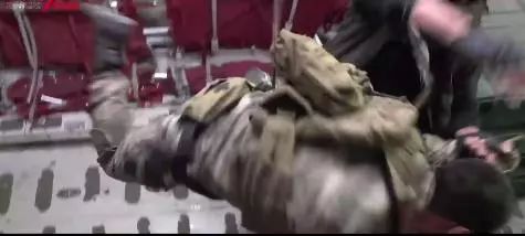 红海张译和杜江饰演谁呀,张译在红海中演什么角色