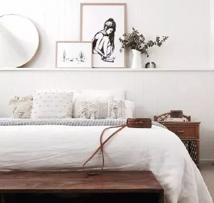 跟着“盐系”人设一起火了的，还有盐系家居