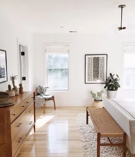 跟着“盐系”人设一起火了的，还有盐系家居