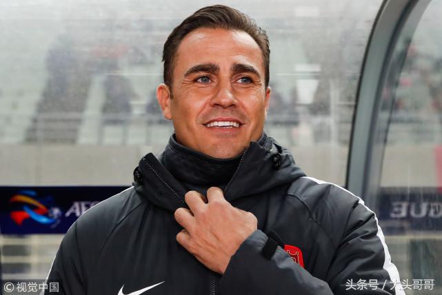 超级杯申花1比0,超级杯申花捧杯