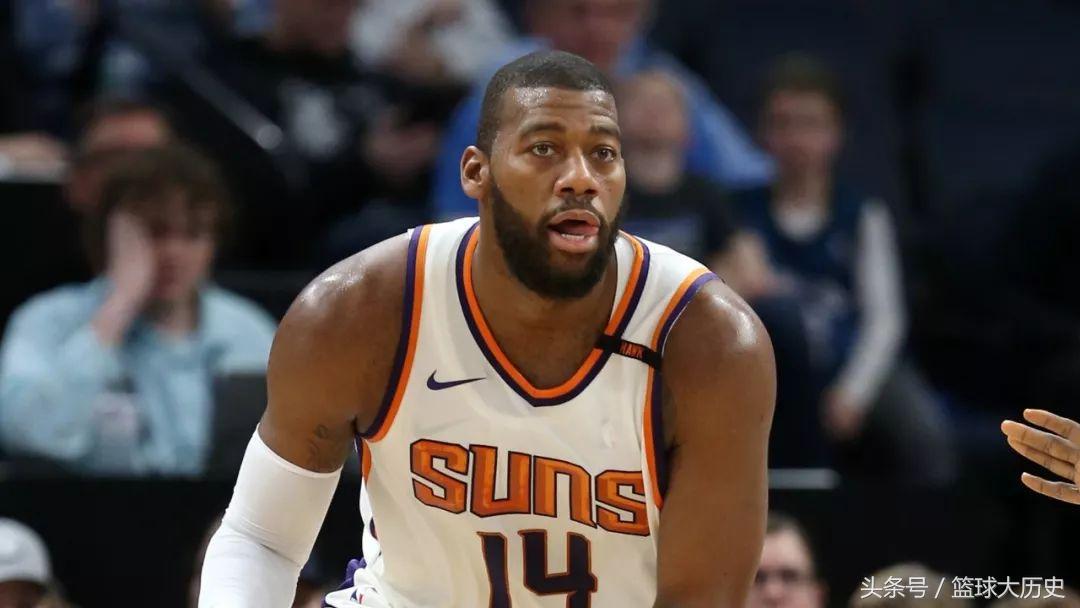 2010年保罗乔治首秀,2010年nba选秀状元保罗乔治