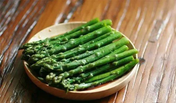 每逢佳节胖三斤吃几种食物来养生,每逢佳节胖三斤教你节后轻食刮油