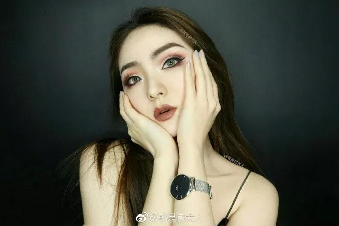 截断式眼妆提亮笔双头,截断式轻欧美眼妆不用遮瑕